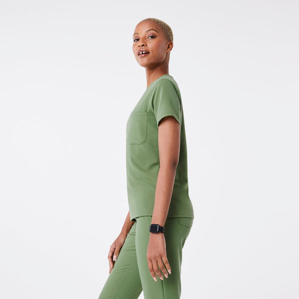 women's Fern Catarina - One-Pocket Scrub Top‚Ñ¢