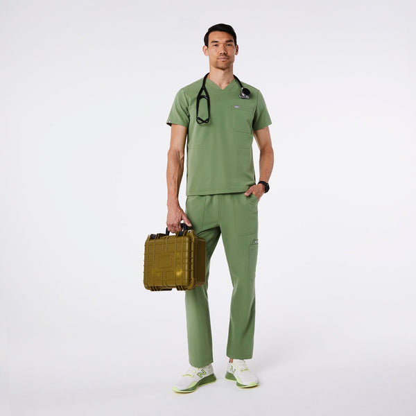 men's Fern Chisec - Three-Pocket Scrub Top‚Ñ¢