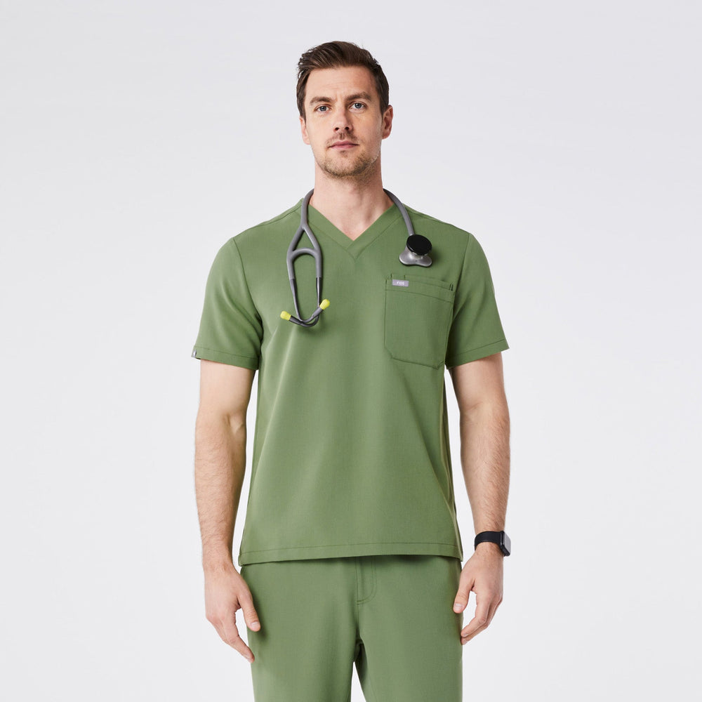 men's Fern Leon - Three-Pocket Scrub Top‚Ñ¢