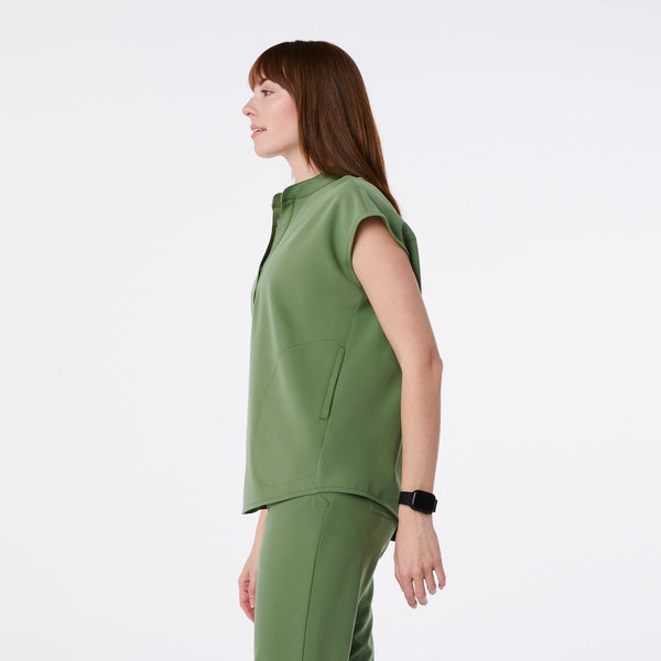 women's Fern Rafaela - Oversized Scrub Top‚Ñ¢