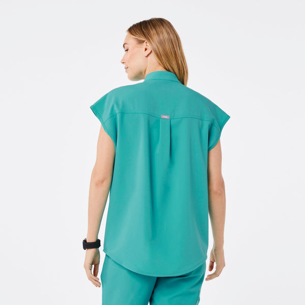 women's Oasis Rafaela - Oversized Scrub Top‚Ñ¢