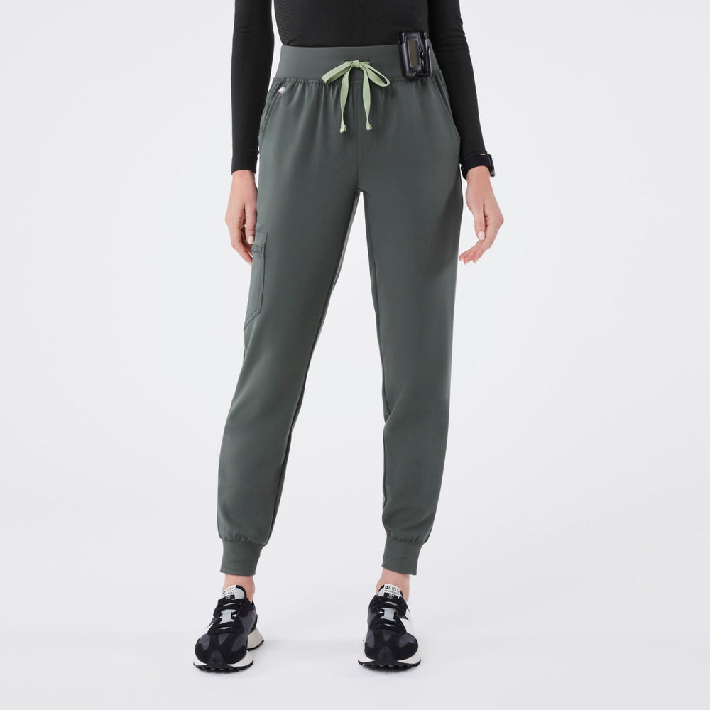 women's Bonsai High Waisted Zamora - Petite Jogger Scrub Pant‚Ñ¢