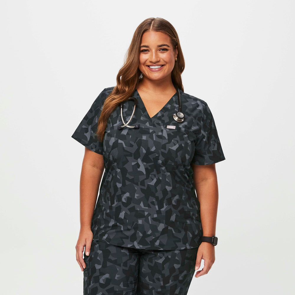 women's Camo Bonsai Catarina™ FREEx™ - One-Pocket Scrub Top