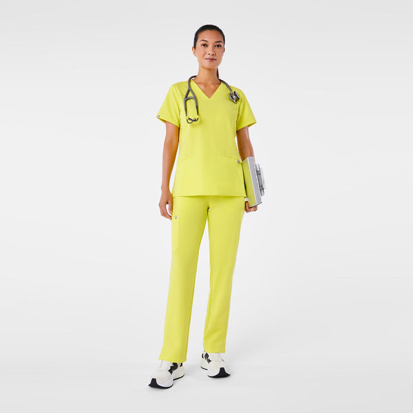 women's Serving Lime Casma - Three-Pocket Scrub Top‚Ñ¢