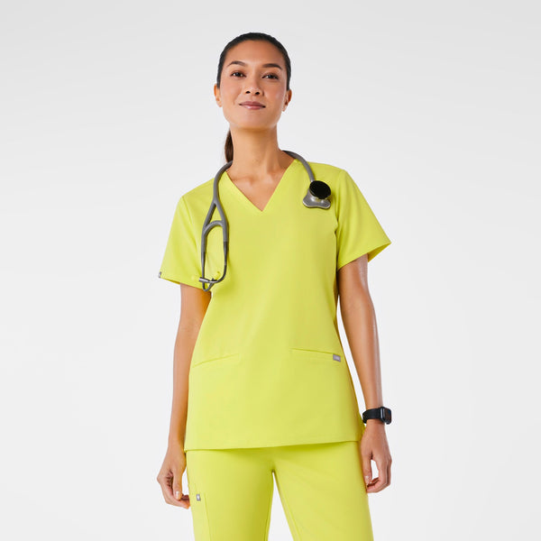 women's Serving Lime Casma - Three-Pocket Scrub Top‚Ñ¢