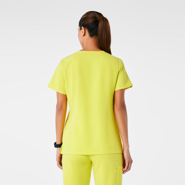 women's Serving Lime Casma - Three-Pocket Scrub Top‚Ñ¢