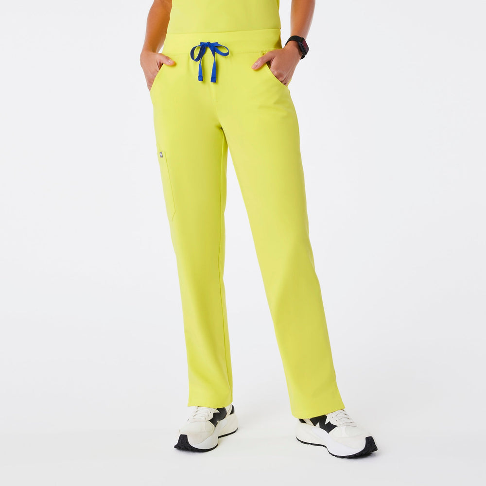 women's Serving Lime Kade - Tall Cargo Scrub Pant‚Ñ¢