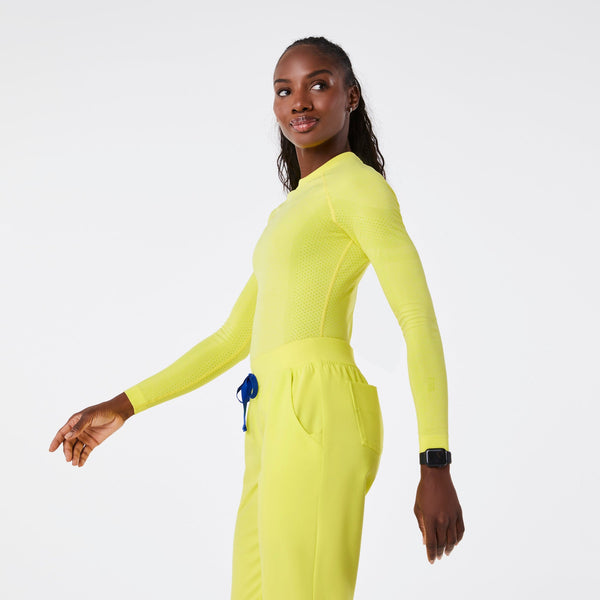 women's Serving Lime Salta Seamless - Longsleeve Underscrub