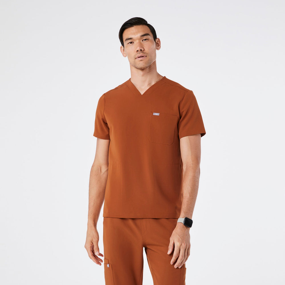 men's Dirty Chai Chisec - Three-Pocket Scrub Top‚Ñ¢