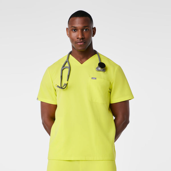 men's Serving Lime Chisec - Three-Pocket Scrub Top‚Ñ¢