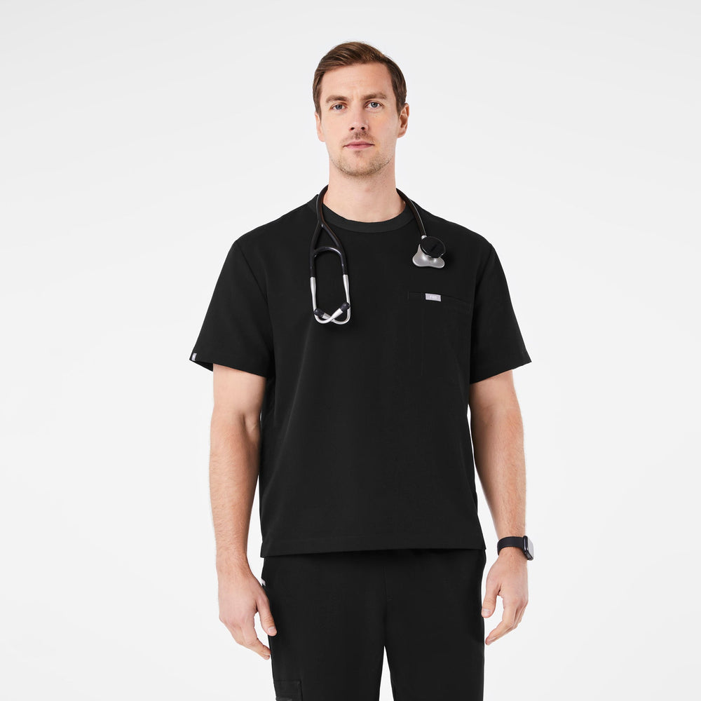 men's Black Easton Relaxed - Crewneck Scrub Top