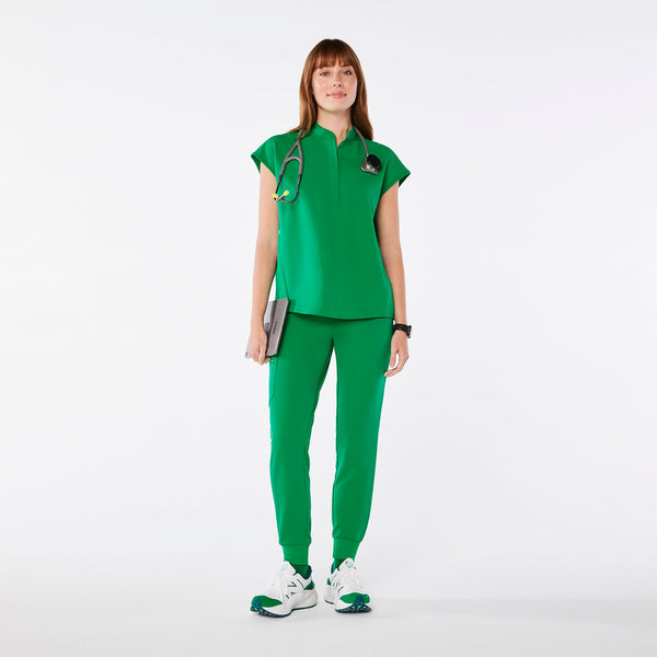 women's Evergreen Rafaela Oversized Scrub Top‚Ñ¢