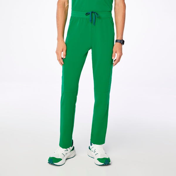 men's Evergreen Axim - Tall Cargo Scrub Pant‚Ñ¢