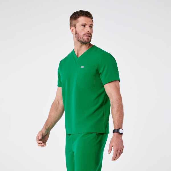 men's Evergreen Leon - Three-Pocket Scrub Top‚Ñ¢