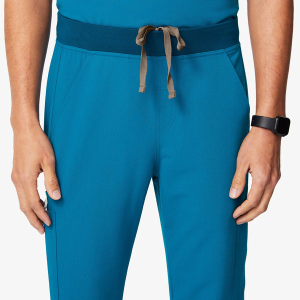 men's Alps Blue Axim™ - Short Cargo Scrub Pants