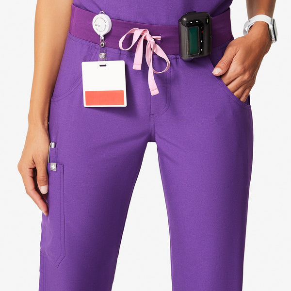 women's Ultra Violet Kade - Petite Cargo Scrub Pants