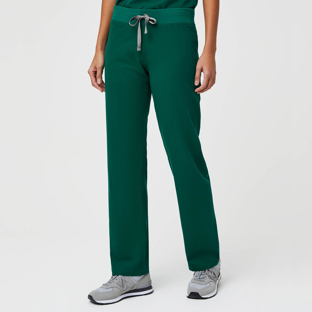 women's Hunter Green Livingston™ - Petite Basic Scrub Pants