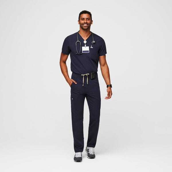 Men's Navy Axim™ - Cargo Scrub Pants