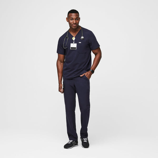 Men's Navy Leon™ - Three-Pocket Scrub Top