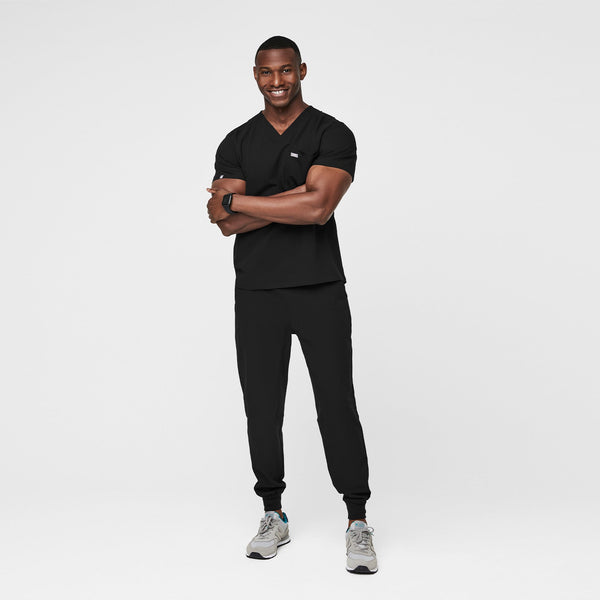 Men's Black Leon™ - Three-Pocket Scrub Top