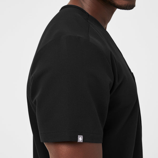 Men's Black Leon™ - Three-Pocket Scrub Top