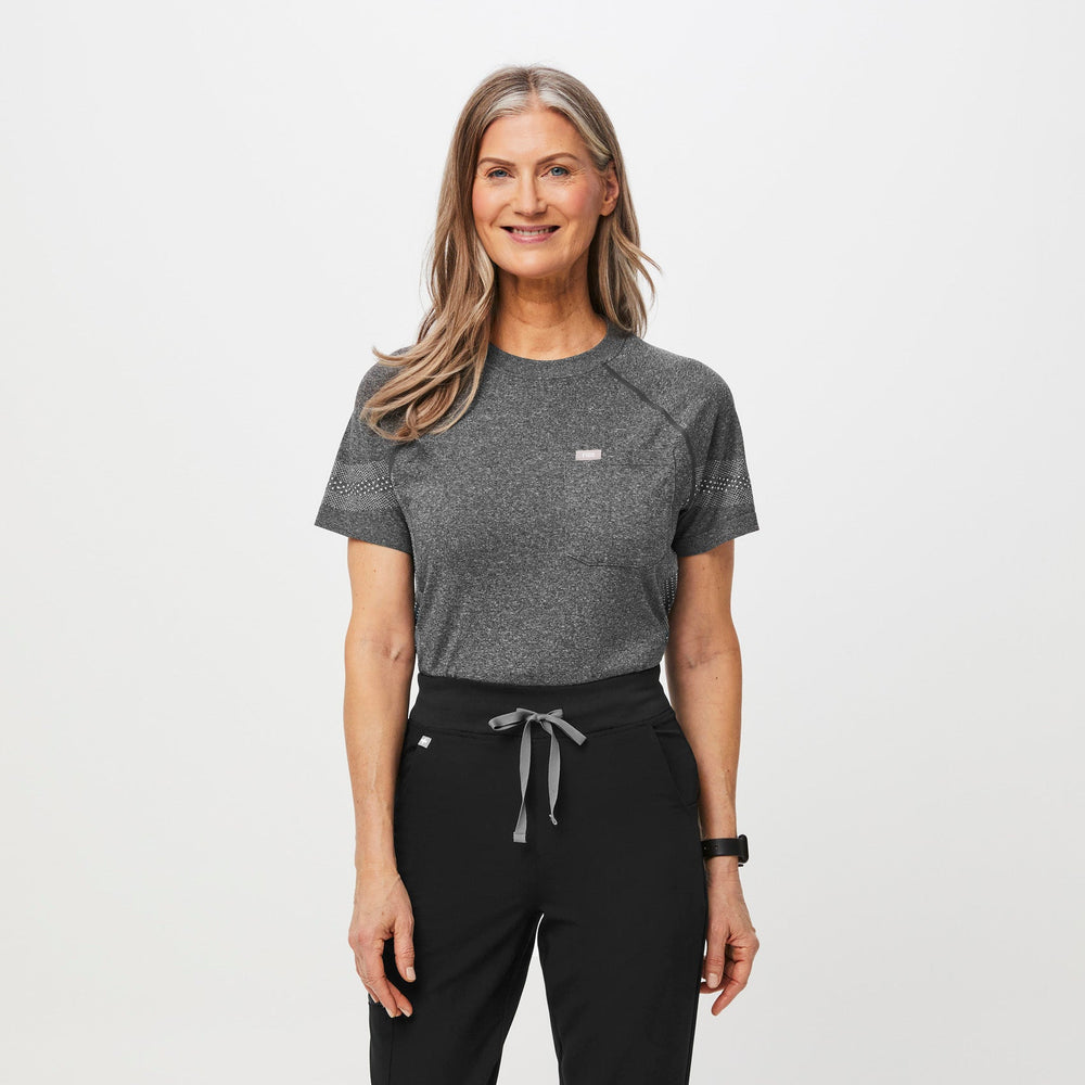 women's Graphite Salta - Seamless Shortsleeve Underscrub