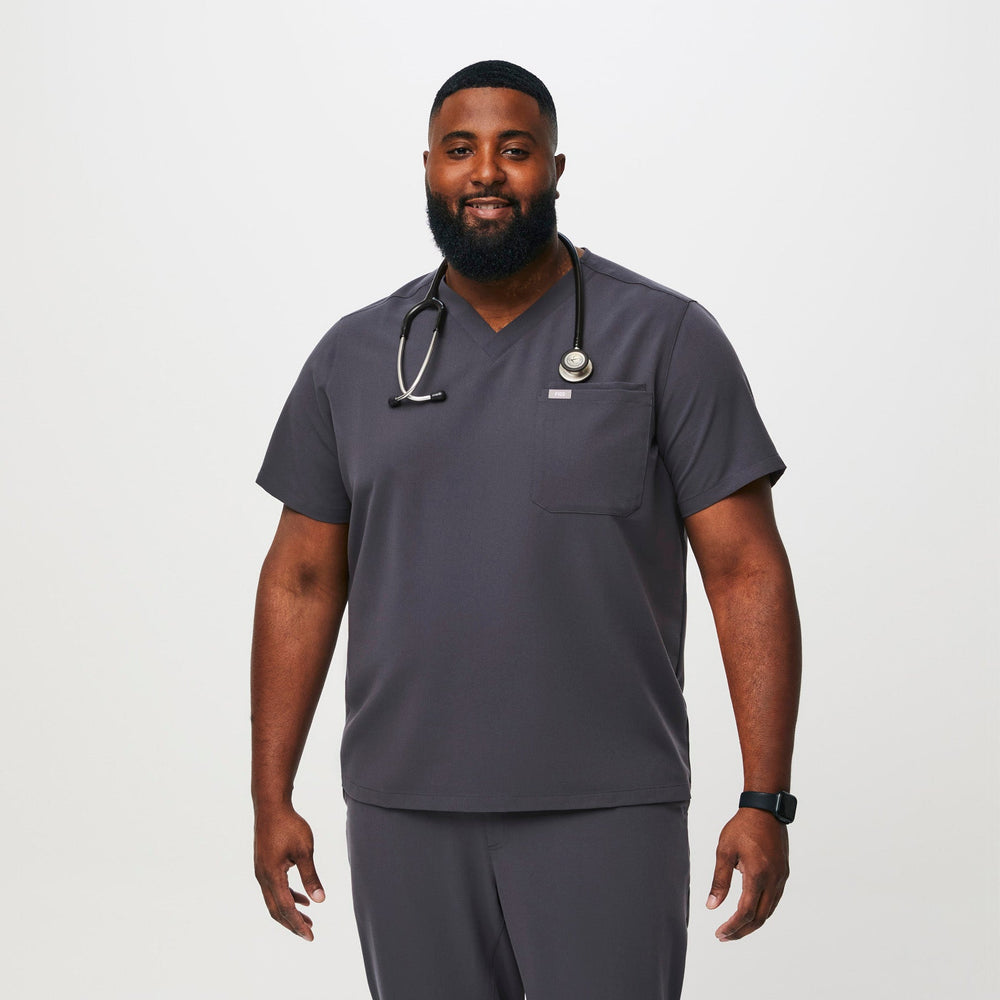 men's Charcoal Leon™- Three-Pocket Scrub Top (3XL - 6XL)