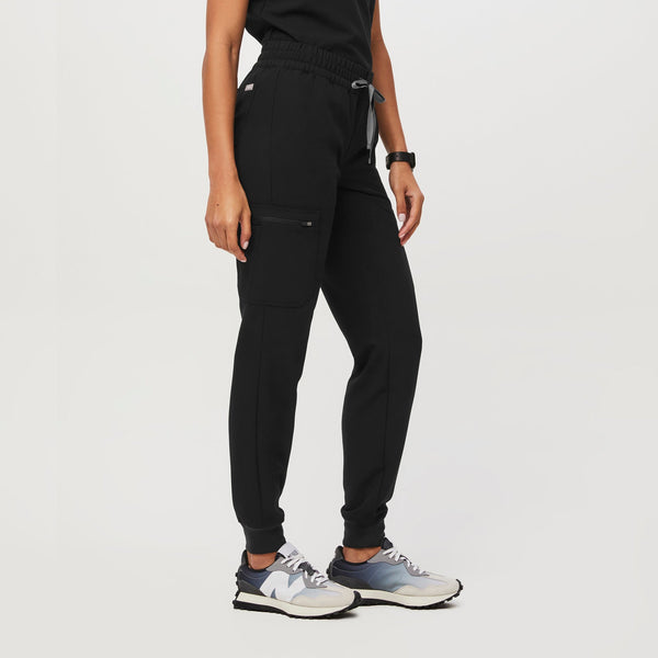 women's Black Uman Relaxed - Jogger Scrub Pants