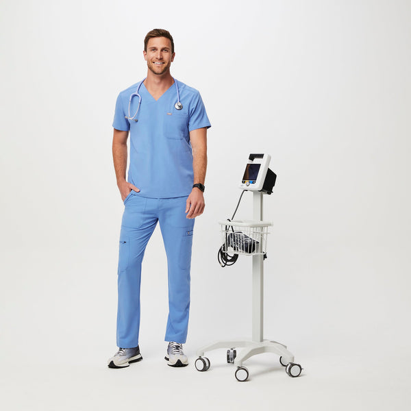 Men's Ceil Blue Chisec™ - Three-Pocket Scrub Top