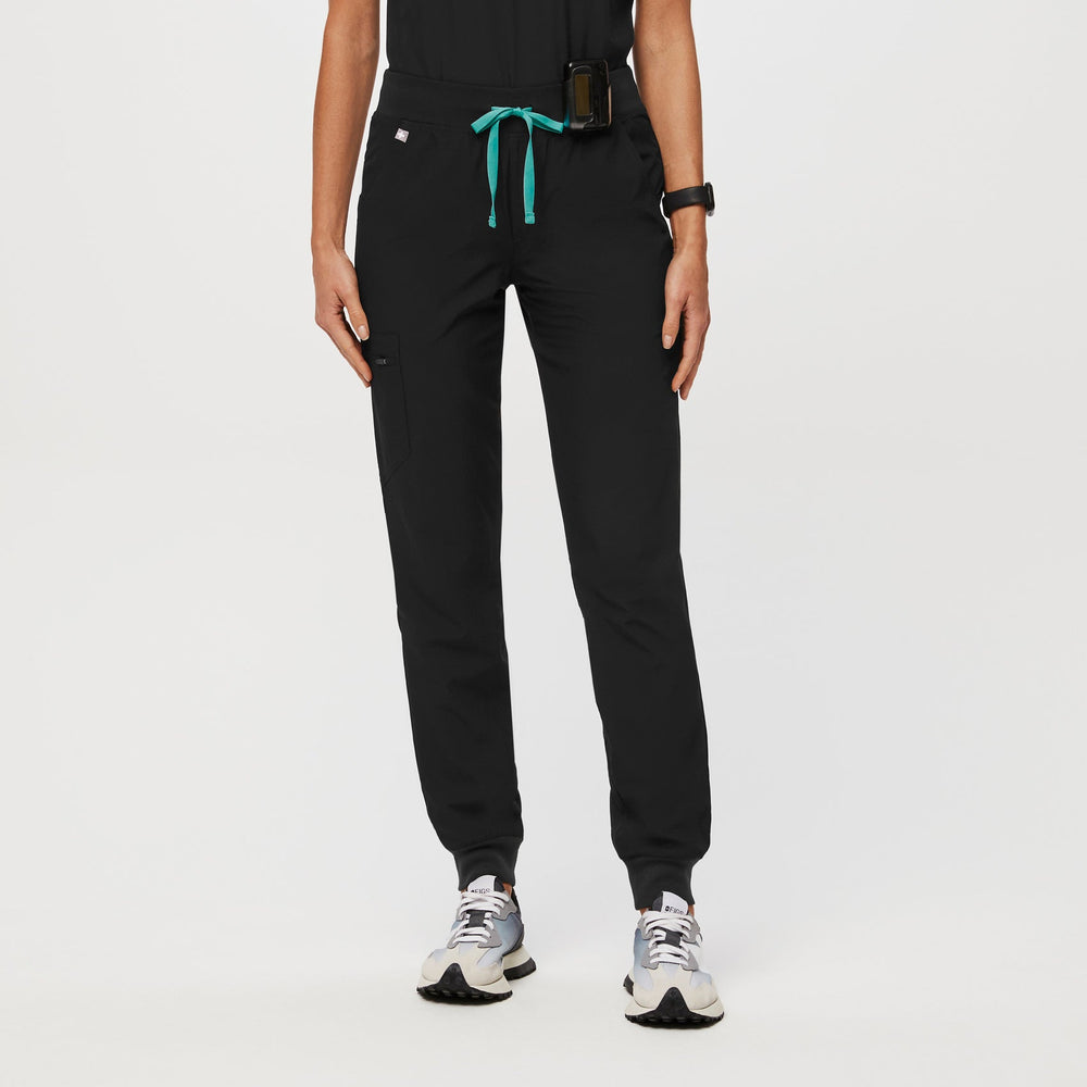 women's Black FREEX™ Lined Zamora™ - Petite Jogger Scrub Pants