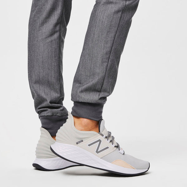 Grey FIGS | New Balance Roav