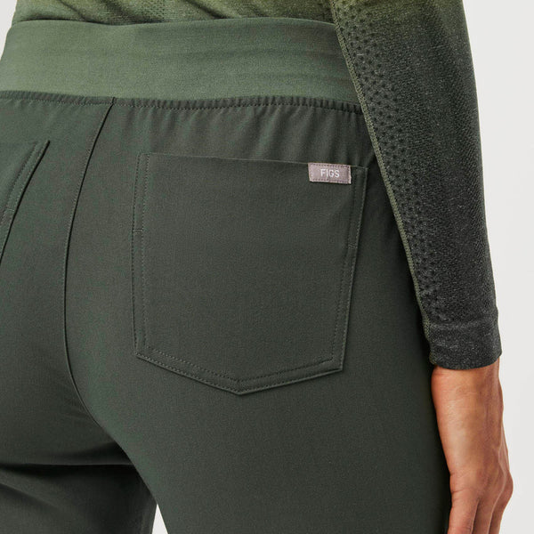 women's  Moss Zamora™ - Petite Jogger Scrub Pants