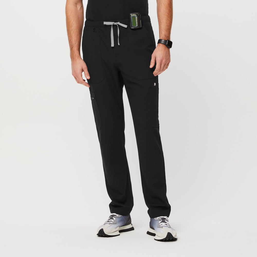 men's Black Slim Cairo™ - Short Cargo Scrub Pants