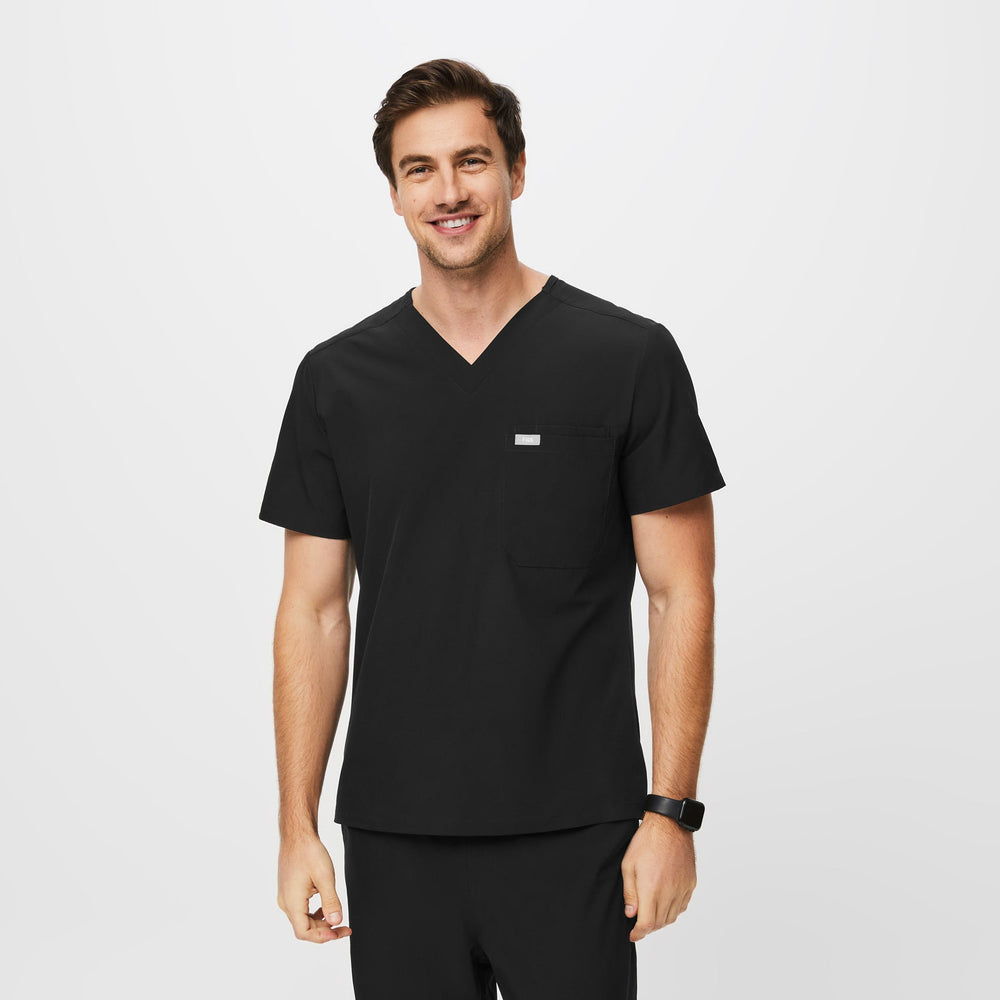 men's Black Leon™ FREEx™ - Slim Scrub Top