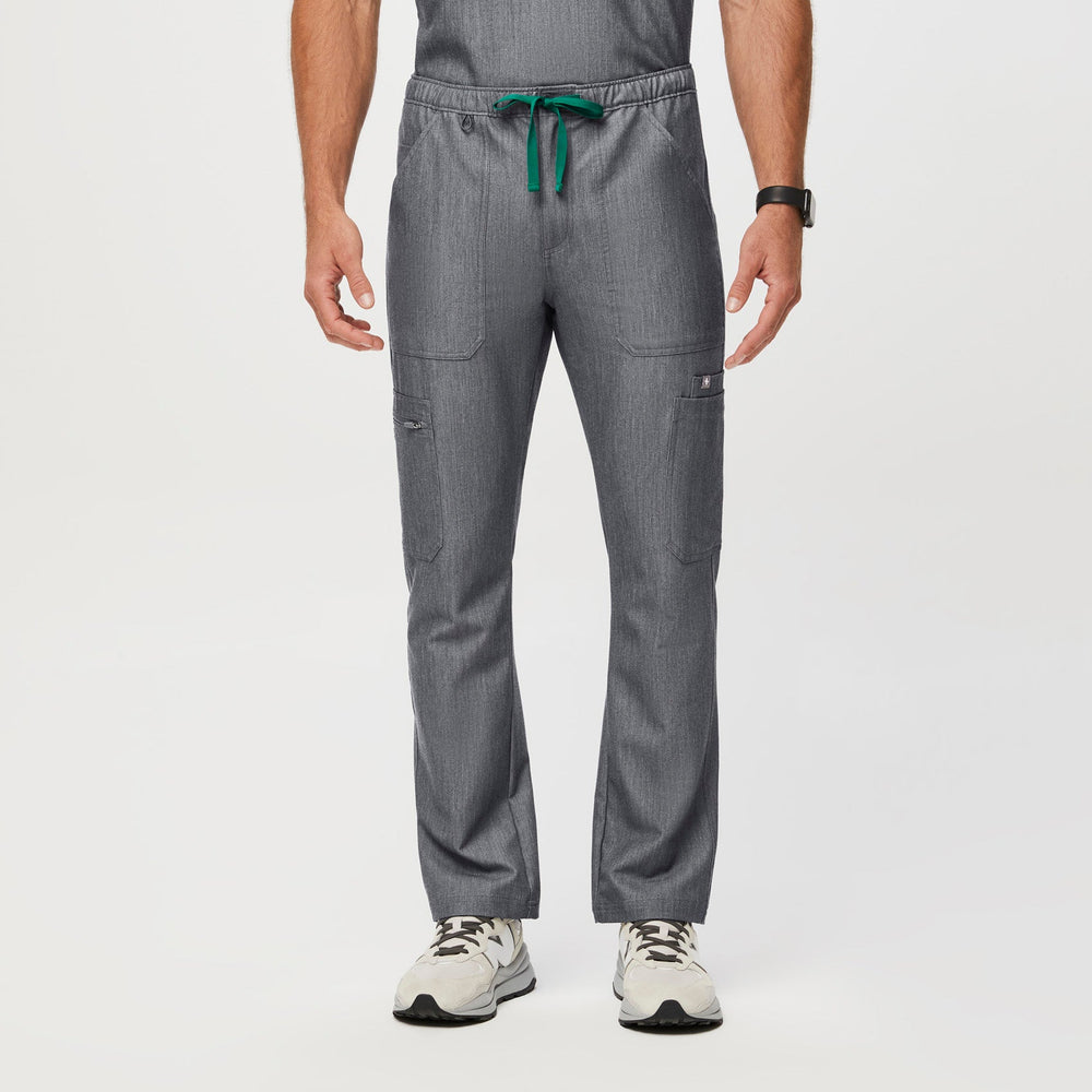 Men's Graphite Cairo™ - Short Cargo Scrub Pants