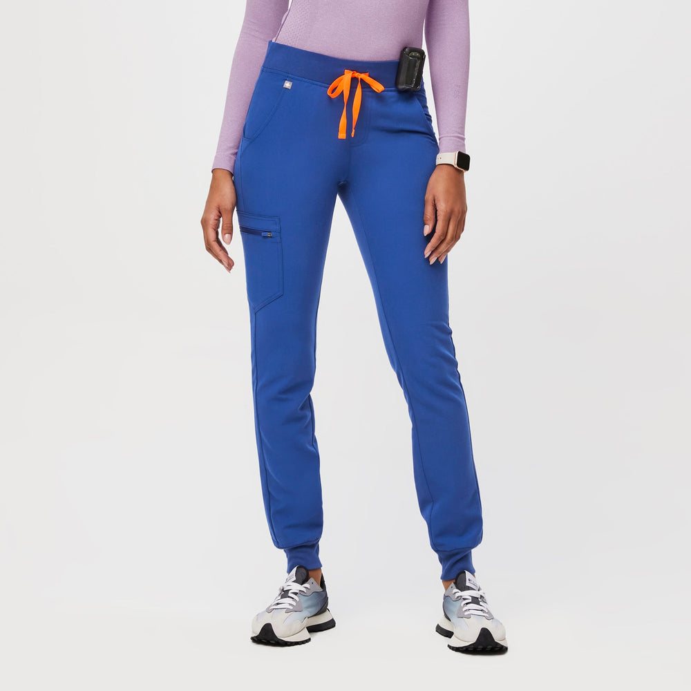 women's Winning Blue Zamora™ - Petite Jogger Scrub Pants