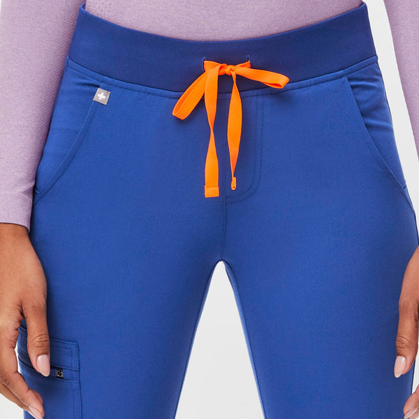 women's Winning Blue Zamora™ - Petite Jogger Scrub Pants