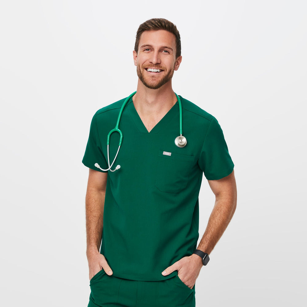 men's Hunter Green Chisec™ - Three-Pocket Scrub Top