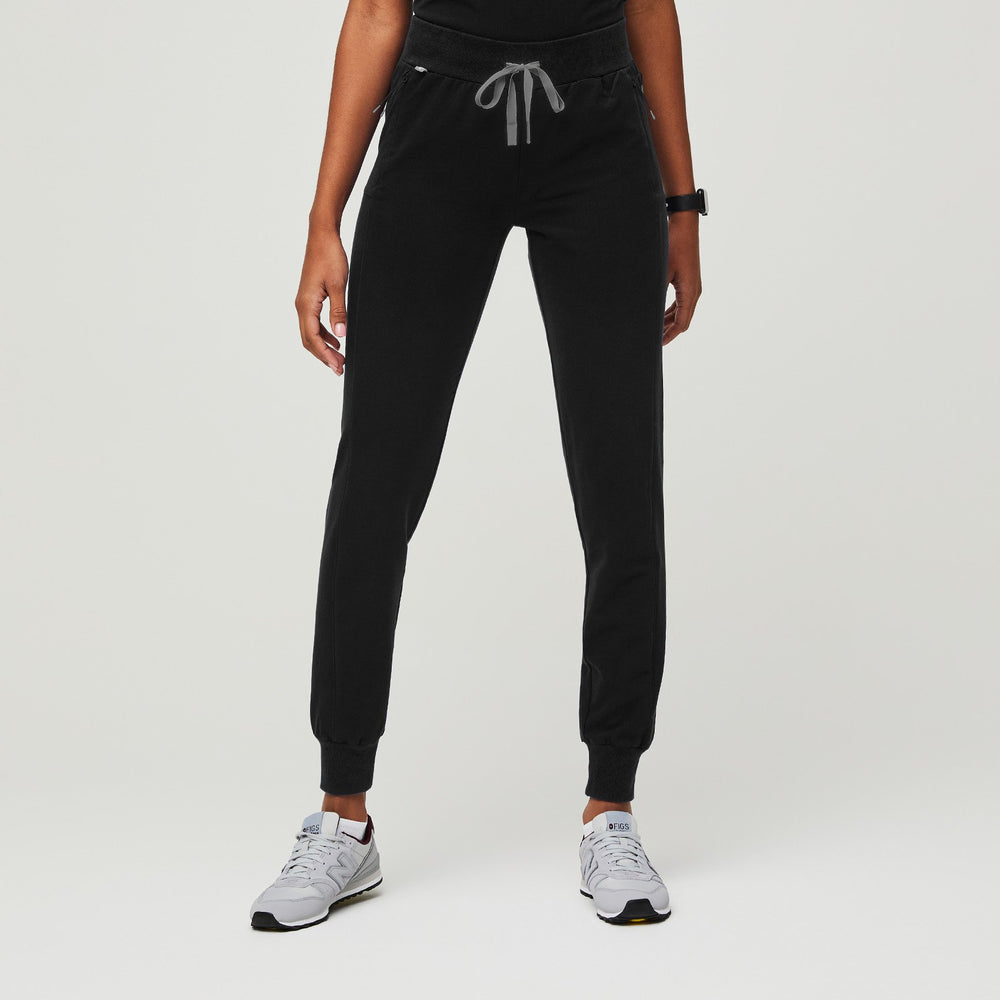 women's Black Cambridge - Slim Jogger Scrub Pants