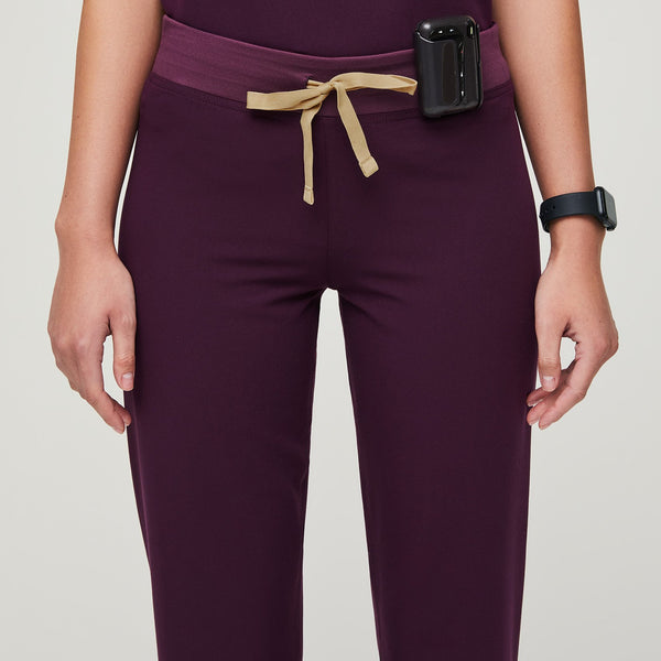 women's Deep Purple Livingston™ - Basic Scrub Pants