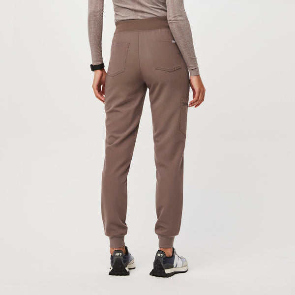 women's Smokey Taupe The That Shifts Cray Kit