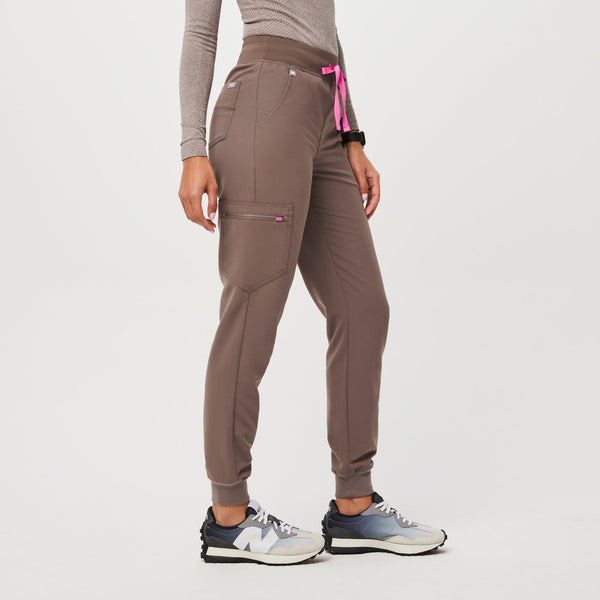 women's Smokey Taupe The That Shifts Cray Kit