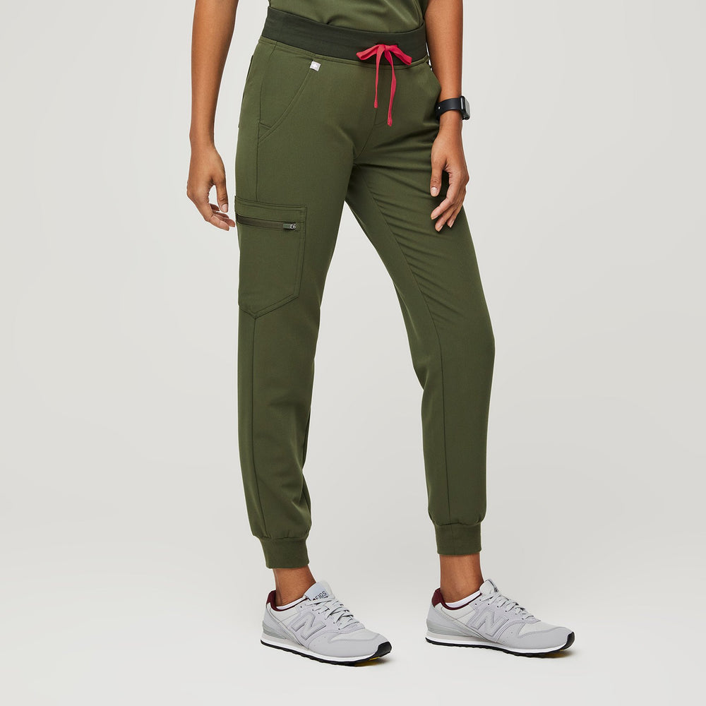 Women's Dark Olive Zamora - Petite Jogger Scrub Pants