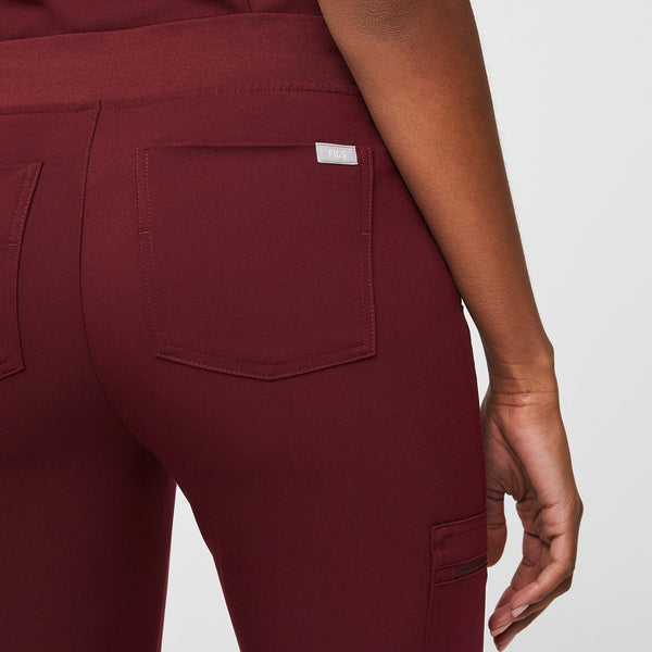 Women's Burgundy Zamora™ - Petite Jogger Scrub Pants