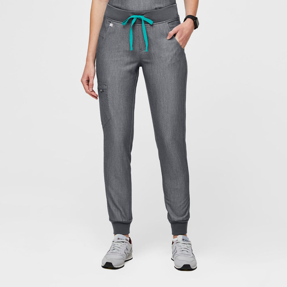 Women's Graphite Zamora™ - Petite Jogger Scrub Pants